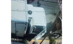 Roban motocicleta a trabajador de taquería en plena capital del estado  