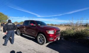 Dirección de Seguridad Pública de Huamantla recupera vehículo con reporte de robo y asegura a una persona