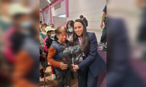 Con uniformes deportivos y continuidad en activaciones físicas, Aline Lazo da atención prioritaria a personas adultas mayores en Ixtenco