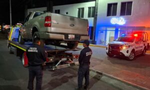 Policía de Tlaltelulco recupera vehículo robado en Tamaulipas y detiene a conductor