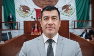 No habrá llamada de atención para Aurora Villeda por pronunciamiento en tribuna a favor del alcalde