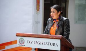 Acompaña Lorena Ruiz presentación de libro sobre paridad y participación política de las mujeres