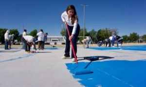 Lista la primera cancha de usos múltiples gestionada por Miriam Martínez en Unidad Deportiva de Apetatitlán