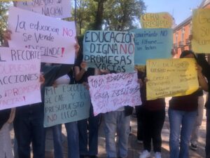 Estudiantes de la UPIIT exigen mantenimiento a aulas provisionales y avances en sede definitiva del IPN en Tlaxcala.