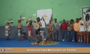 Inauguran la 34 edición de la Copa Maxixcatzin en Ocotelulco.
