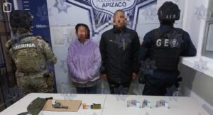 Detienen Policía de Apizaco y Marina a sujetos con arma de fuego.