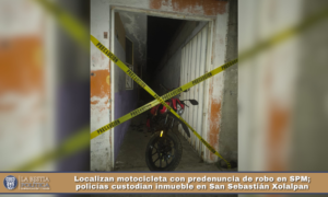 Localizan motocicleta con predenuncia de robo en SPM; policías custodian inmueble en San Sebastián Xolalpan.