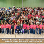 Alfonso Sánchez García reconoce a mujeres jefas de familia como motor del desarrollo de Tlaxcala.