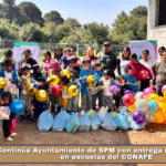 Continúa Ayuntamiento de SPM con entrega de despensas en escuelas del CONAFE.