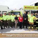 Reconoce gobernadora a paramédicos y fortalece al CRUMT con unidad de rescate y uniformes.