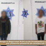 Asegura Seguridad Pública de Huamantla a dos personas por presunta posesión de sustancias ilícitas.