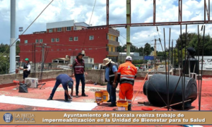 Ayuntamiento de Tlaxcala realiza trabajo de impermeabilización en la Unidad de Bienestar para tu Salud.