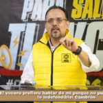 El vocero prefiere hablar de mí porque no puede defender lo indefendible: Cambrón.