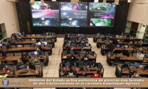 Gobierno del Estado activa protocolos de atención tras incendio de dos tractocamiones en la carretera Calpulalpan–Apizaco.