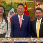 Invitado Especial de la Embajada China, asiste Ray Vázquez Conchas al Conversatorio del 105 Aniversario del PCCh.