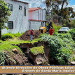 Atiende Dirección de Obras Públicas talud en barranca Briones de Santa María Ixtulco.