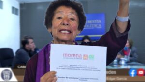 Un «insulto» las camionetas blindadas: Floria María Hernández.