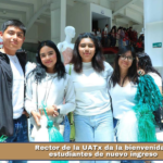 Rector de la UATx da la bienvenida a estudiantes de nuevo ingreso.