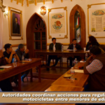 Autoridades coordinan acciones para regular el uso de motocicletas entre menores de edad.