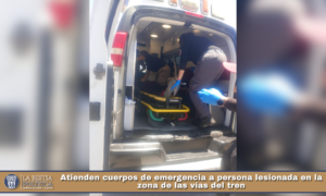 Atienden cuerpos de emergencia a persona lesionada en la zona de las vías del tren.