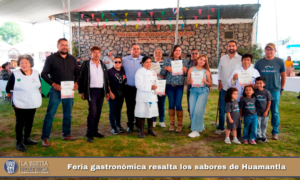 Feria gastronómica resalta los sabores de Huamantla.
