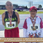Blanca Angulo reconoce a adultos mayores de Chiautempan por su participación en Olimpiadas Nacionales DIF.