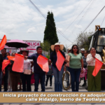 Inicia proyecto de construcción de adoquinamiento en calle Hidalgo, barrio de Teotlalpan.