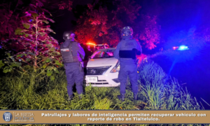 Patrullajes y labores de inteligencia permiten recuperar vehículo con reporte de robo en Tlaltelulco.