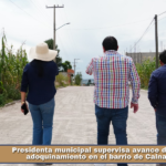 Presidenta municipal supervisa avance de obra de adoquinamiento en el barrio de Calnahuac.