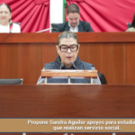 Propone Sandra Aguilar apoyos para estudiantes que realizan servicio social.