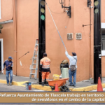 Refuerza Ayuntamiento de Tlaxcala trabajo en territorio con rehabilitación de semáforos en el centro de la capital.