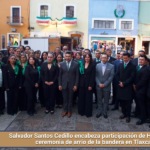 Salvador Santos Cedillo encabeza participación de Huamantla en ceremonia de arrío de la bandera en Tlaxcala.