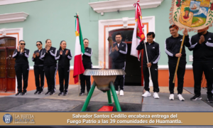 Salvador Santos Cedillo encabeza entrega del Fuego Patrio a las 39 comunidades de Huamantla.