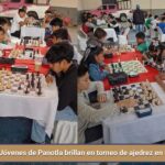 Jóvenes de Panotla brillan en torneo de ajedrez en Papalotla