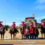 Presidenta Rocío Meléndez Pluma respalda al equipo de charrería “Las Luciérnagas”.