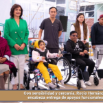 Con sensibilidad y cercanía, Rocío Hernández encabeza entrega de apoyos funcionales.