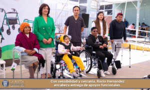 Con sensibilidad y cercanía, Rocío Hernández encabeza entrega de apoyos funcionales.