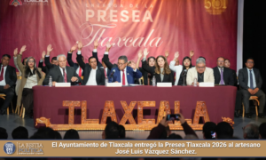 El Ayuntamiento de Tlaxcala entregó la Presea Tlaxcala 2026 al artesano José Luis Vázquez Sánchez.