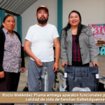 Rocío Meléndez Pluma entrega aparatos funcionales para mejorar la calidad de vida de familias tlaltelulquenses.