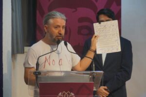 Agricultores responden a señalamientos y niegan cobros en centro de acopio.