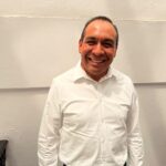 Caballero Yonca se registró por el Distrito Federal 1 en el proceso interno de Morena.