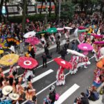 Tlaxcala lleva la tradición de huehues y títeres a la Mega Procesión de las Catrinas en CDMX.