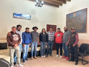 Giovani Montiel López respalda la Feria de San Francisco Atexcatzinco con el pago de la pirotecnia.