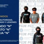 FGJE aprehende a tres personas por robo calificado, abuso de autoridad y lesiones.